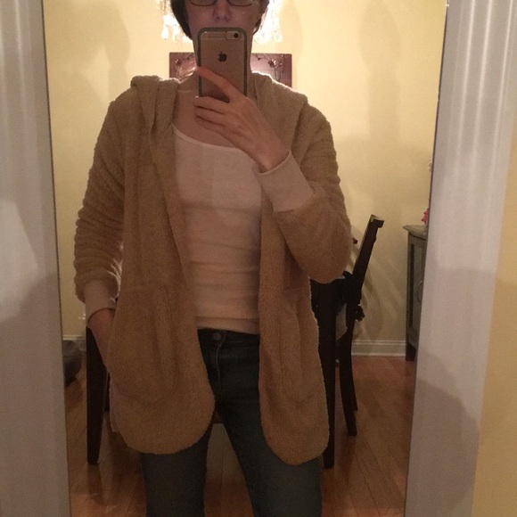 Sale! Brand New! Women’s Cozy Cardigan/Coat - Picture 3 of 5